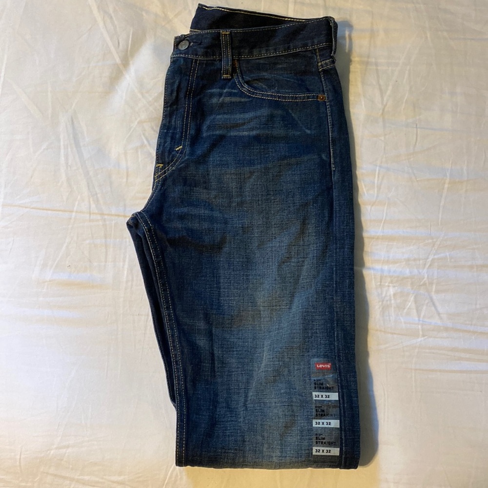Levi’s 513 Slim Straight Jeans
